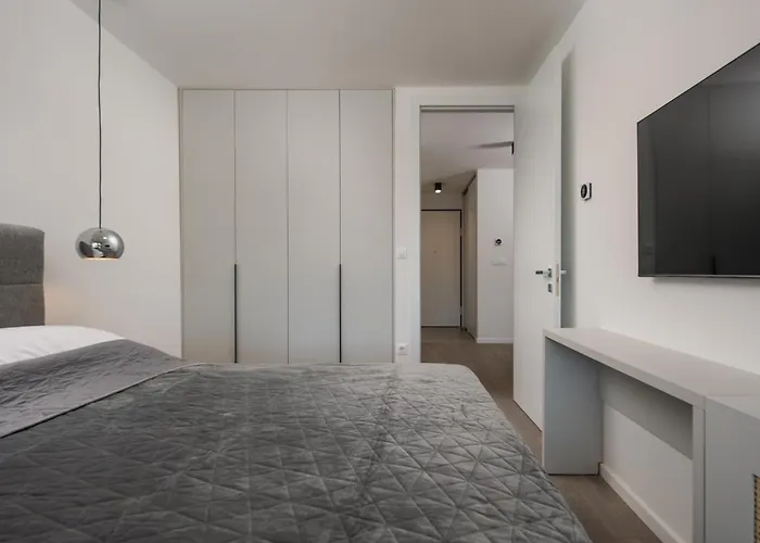 Plaza Delmar 아파트 *