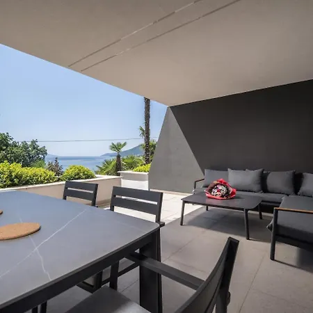 Plaza Delmar * Οπατία